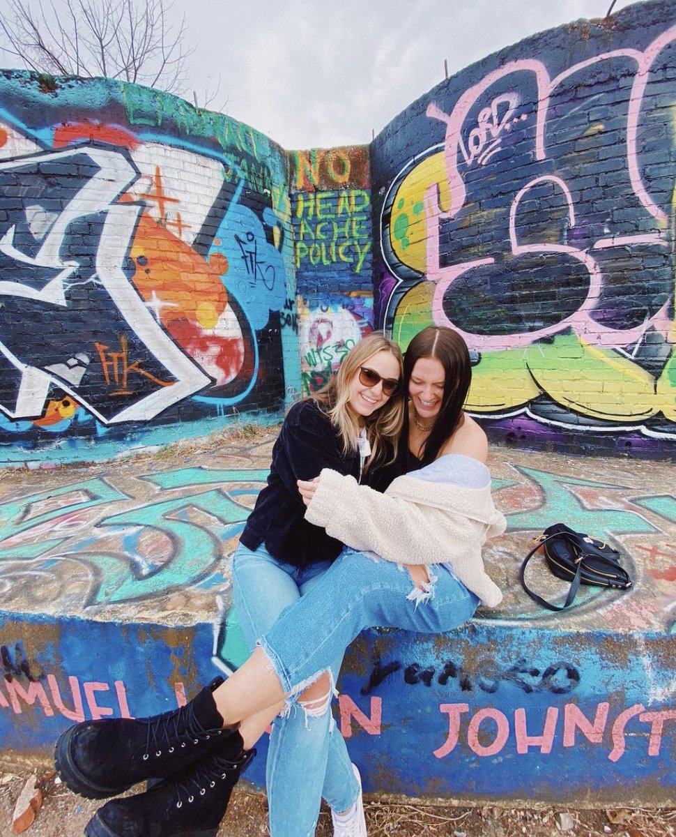 epsilonkappaKKG's tweet photo. Happy #WhyKappaWednesday <3
“We chose Kappa because all the girls seemed so genuine when we first walked into the house. Now, after 3 years, we are so glad we found Kappa because we have the best group of friends! We don’t know what we’d do without them!”
-Abby & Anna PC ‘18 https://t.co/vCkwOGzQtd