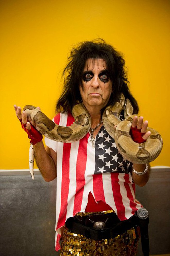Happy Birthday  Alice Cooper 