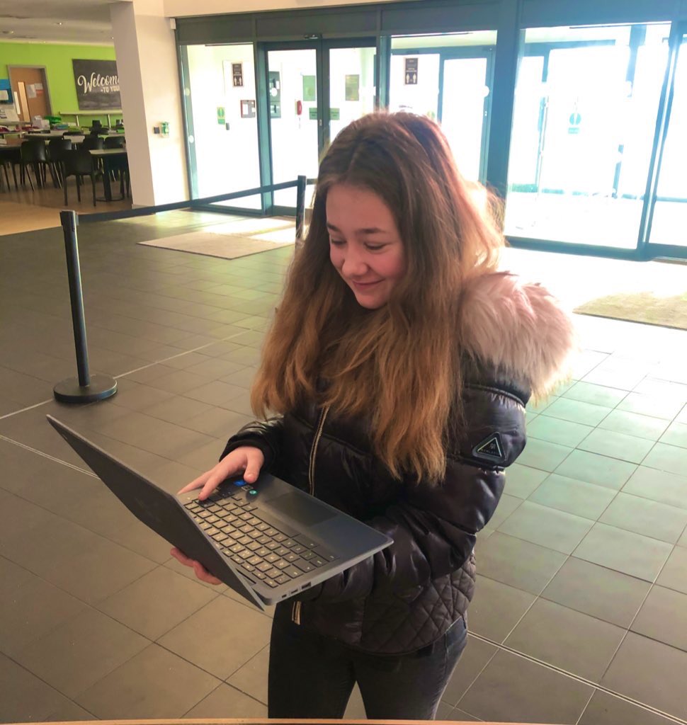 OfficialNUSA's tweet photo. Find yourself someone who looks at you the way our Leah looks at her new laptop!! 🥳 One more pupil online, one more divide closed. #AmazingNUSA #HomeSchooling #WeRise #Community #Teamwork #DigitalDivide #CloseEveryDivide 💯 https://t.co/HJlr0tGAAk