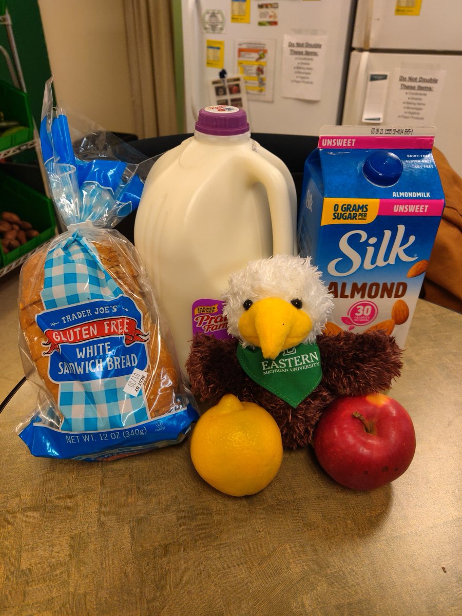 swoopspantry's tweet photo. Happy #WishlistWednesday! While non-perishables are great for college living students need fruits, vegetables, bread, and milk. If you have donations can be dropped off at the John and Angie Sabo Swoop's Food Pantry in room 104 Pierce Hall during open hours
#TruEMU
#HealthyPantry https://t.co/zD10mt6GsC