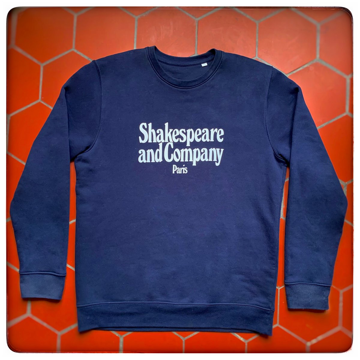 Shakespeare&Company tweet media
