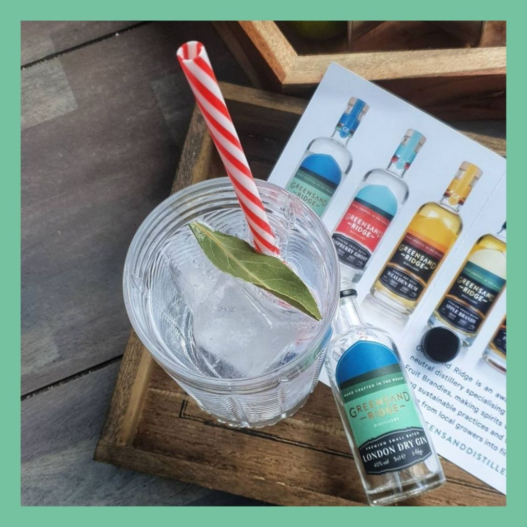Did you know that the Greeesand Ridge London Dry Gin includes eight botanicals that can be found within a mile of their distillery?💚

📷@thegirlwholovesgin 

#DrinksDistributor #Gin <a href="/GSRdistillery/">Greensand Ridge Distillery</a>