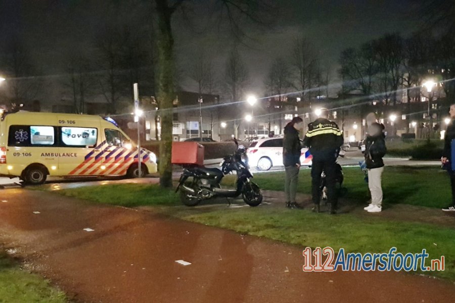 Scooterrijders met elkaar in botsing op fietspad in #Amersfoort. 112Amersfoort.