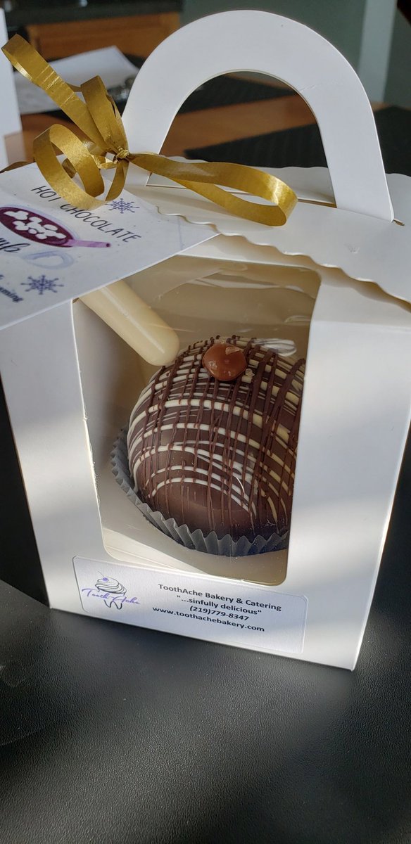 BakeryToothache's tweet image. Salted caramel hot chocolate!