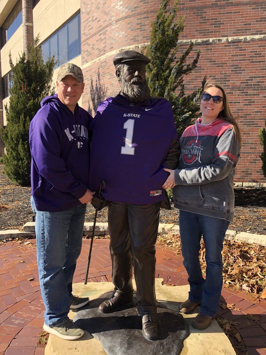 Kevin_Custis's tweet photo. @GCSAACEO @GCSAA @LThompsonGC @jfulling @ASGCA @GCBAA A little detour on the way to Manhattan for a @KState vs @IowaStateU football game (2019) https://t.co/dTHmHSWikz