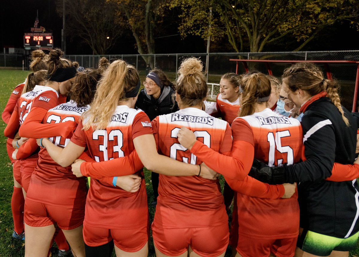 ISURedbirds's tweet image. A letter to our Redbirds on #NationalGirlsAndWomenInSportsDay: 

To the women who strive for greatness in competition, in the classroom and in our community.
