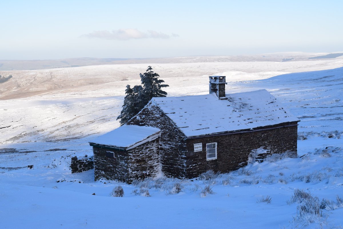 TGOMagazine's tweet photo. Cross Fell - boring or under-rated? It's the highest point in England outside of the Lake District and home to the highest bothy in England. https://t.co/W704WsZdnJ