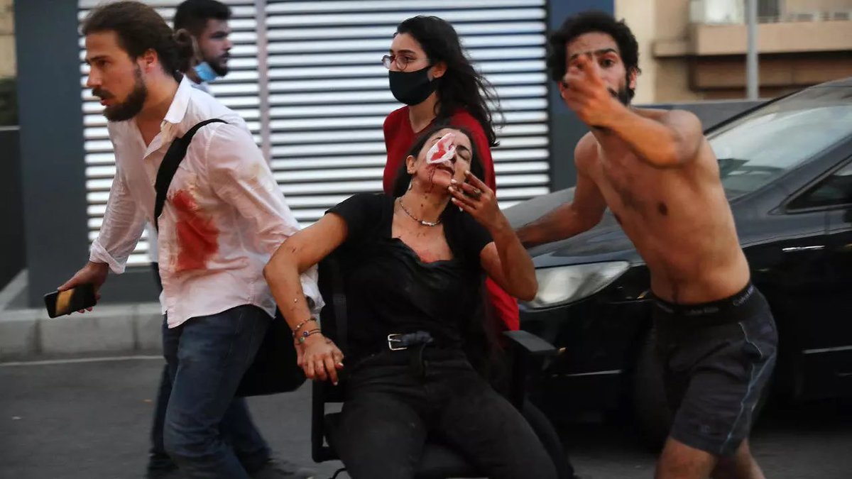 lucienbourjeily's tweet photo. قالوا ٥ ايام... صار قاطع ٦ اشهر ولا محاسبة ولا عدالة للضحايا والمصابين... والتحقيق وقف بظل خطوط حمراء سياسية فاسدة❗️
الاعتصام بكرا (٤ شباط) الساعة ١١ الصبح امام قصر العدل ببيروت.
#شو_صار_بتحقيق_٤آب ؟!؟ #سلطة_الاجرام https://t.co/WUXdRl13qt