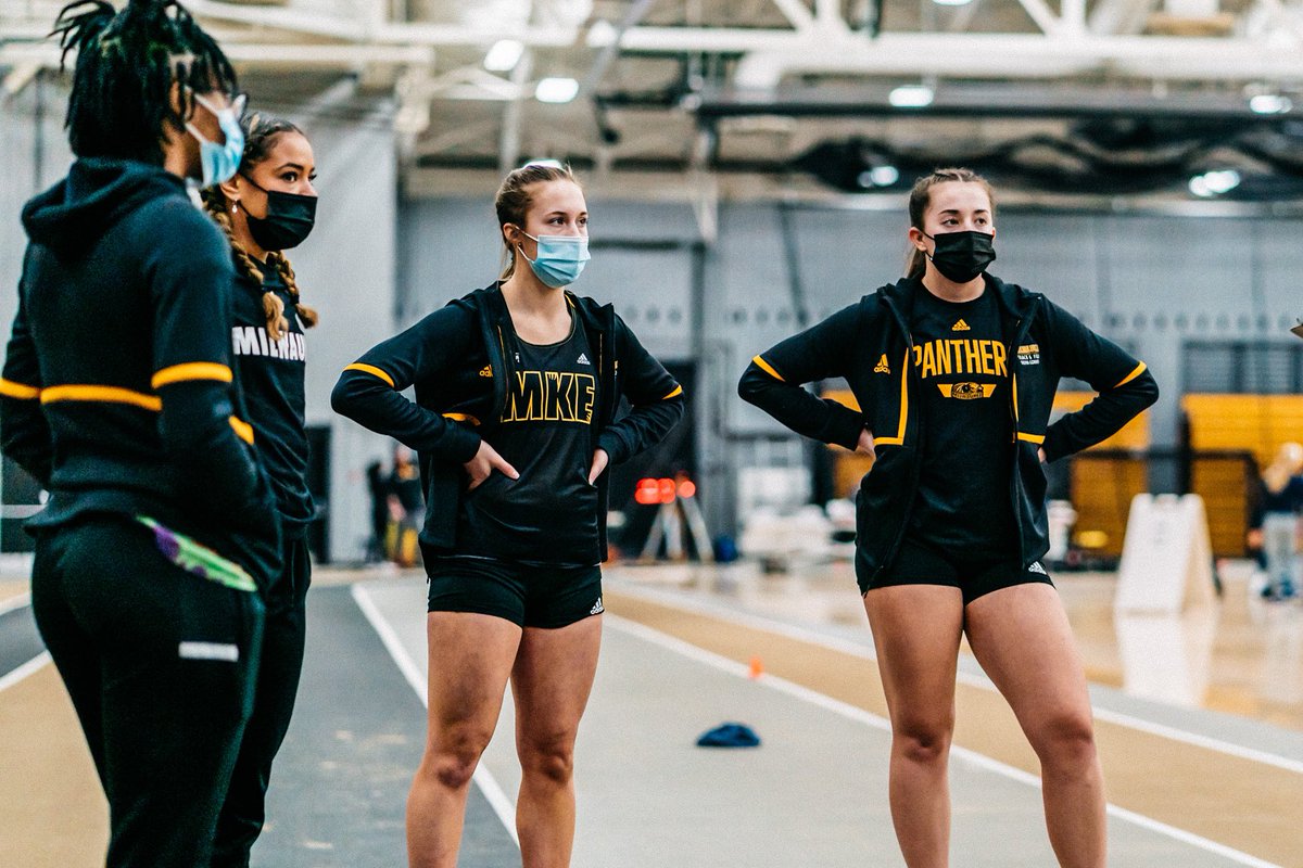 MKEPanthers's tweet photo. 𝙋𝙖𝙨𝙩. 𝙋𝙧𝙚𝙨𝙚𝙣𝙩. 𝙁𝙪𝙩𝙪𝙧𝙚.

Happy #NGWSD! 🖤💛

Today we celebrate our courageous and determined women athletes 💪👑 

#UnitedWeRoar https://t.co/oixXkrTamr