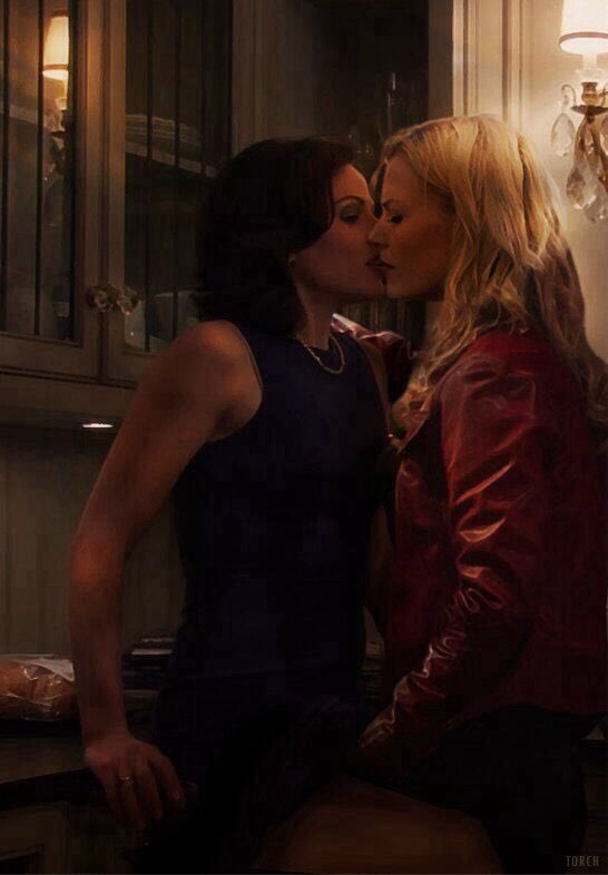 Classic soft SwanQueen