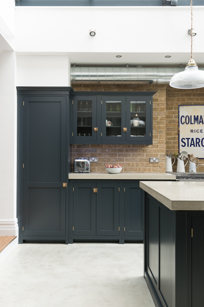 deVOLKitchens's tweet image. #KitchenTour: An oldie but a goodie... this project is still such an inspiration for so many of our customers. 

You can learn all about this space on our website - bit.ly/deVOLBalham #InspiringInteriors #KitchenRenovation