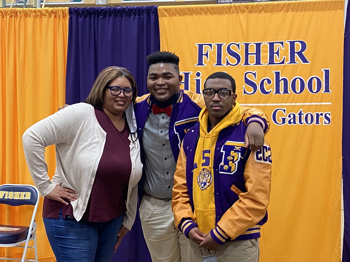 Fisher_High's tweet photo. Congratulations to Terrell Williams! He committed to FSCC- Fort Scott Community College in Southeast Kansas💜💛 @FortScottCC https://t.co/mNMmnUS1oT