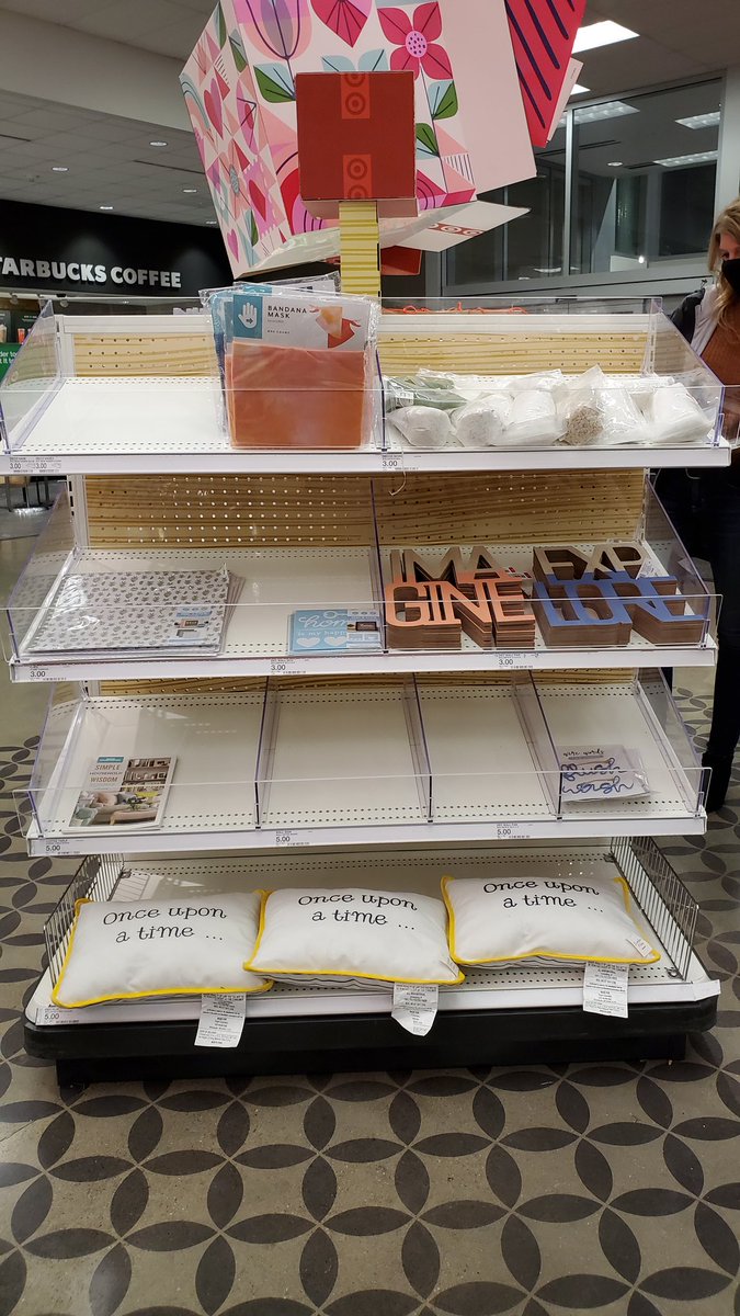 Mandy4Target's tweet image. When you give a new challenge and your team says "Challenge Accepted"!!! #2487 #TargetColumbusNewAlbany @PStrodes @lindsey3095 @Shimell_Hagwood