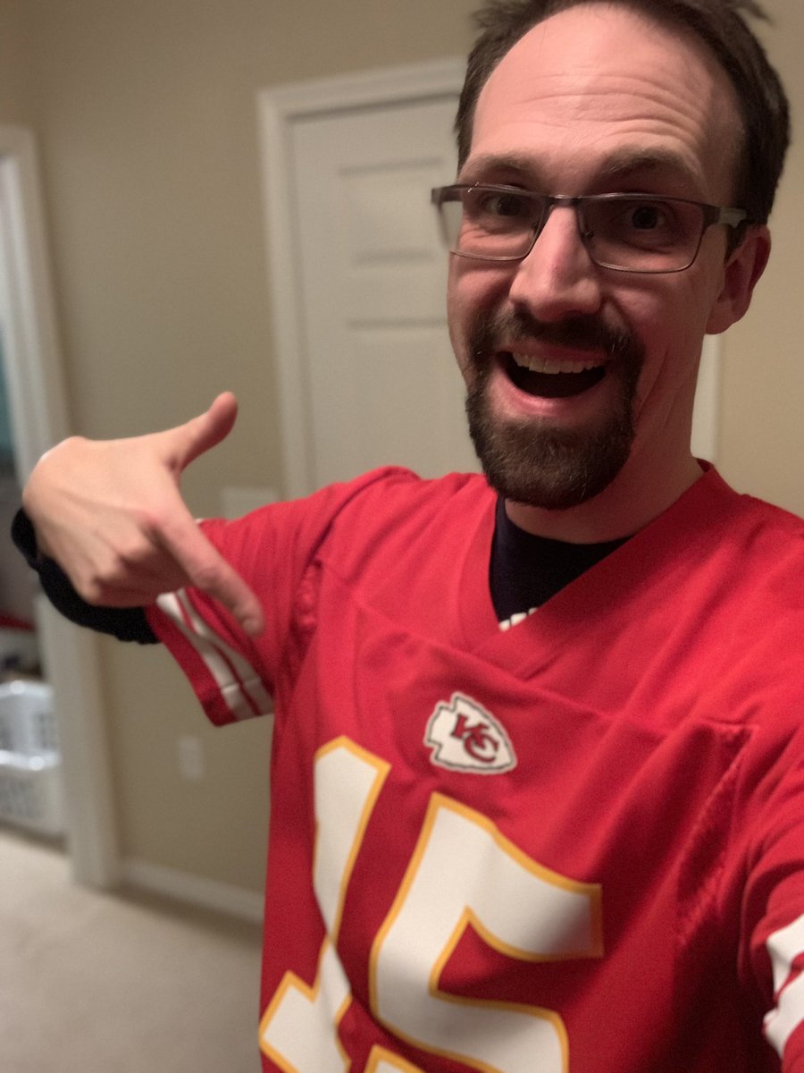 TitanBrummond's tweet photo. Had to sport both jerseys for Spirit Week today! Scholar Bowl Dual against Ray-Pec #LSWSpiritWeek #StaffSpirit https://t.co/DFjEC57tPF
