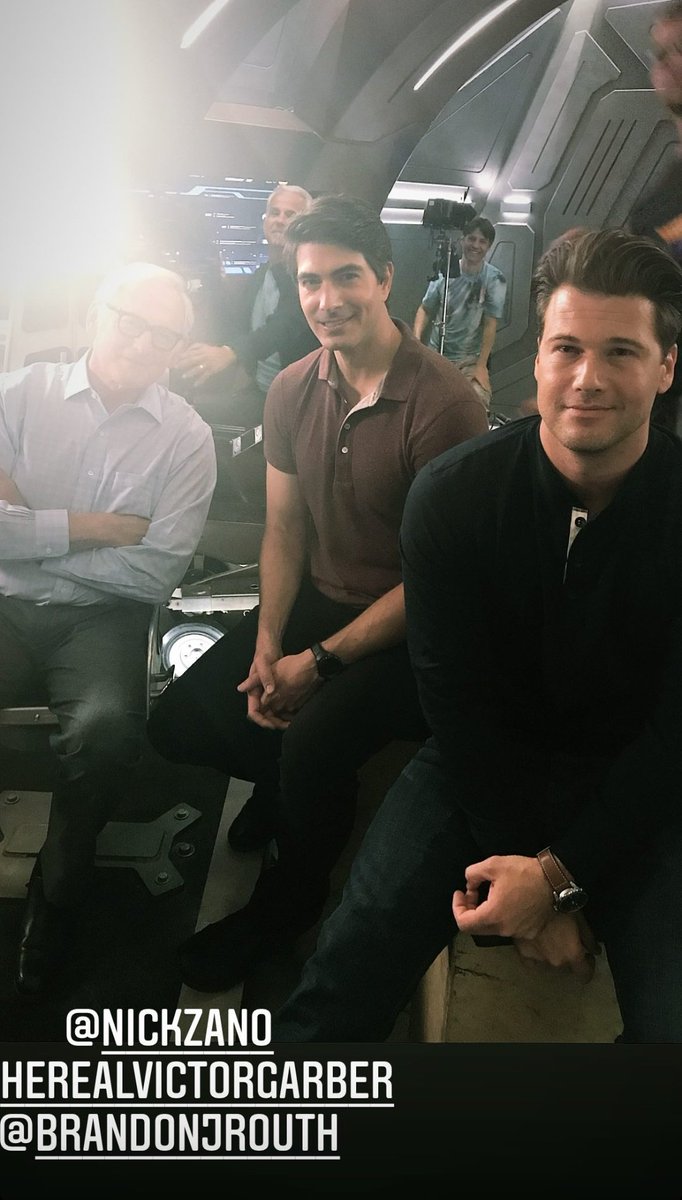 📷 | Caity Lotz via Instagram 😭😭