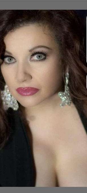 Vi amo https://t.co/ricDDqm8cV<a href="/tag/online"class="tags"><span>#online</span></a><a href="/tag/famosa"class="tags"><span>#famosa</span></a><a href="/tag/attrice"class="tags"><span>#attrice</span></a><a href="/tag/giornale"class="tags"><span>#giornale</span></a><a href="/tag/quotidiano"class="tags"><span>#quotidiano</span></a>