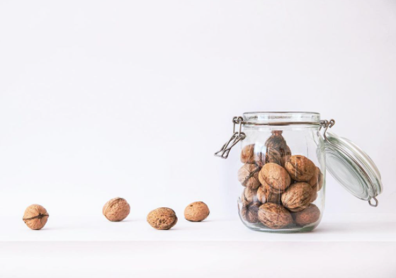 💡 Discover 5 good reasons to eat walnuts: 
🌰 A very healthy appetite suppressant;
🌰 Limits the risk of disease;
🌰 Beneficial for the brain;
🌰 Reduces stress;
🌰 The walnut is an antioxidant-rich in dietary fiber.
facebook.com/flipnpikeurope…

#walnut #walnutwood #food #nuts