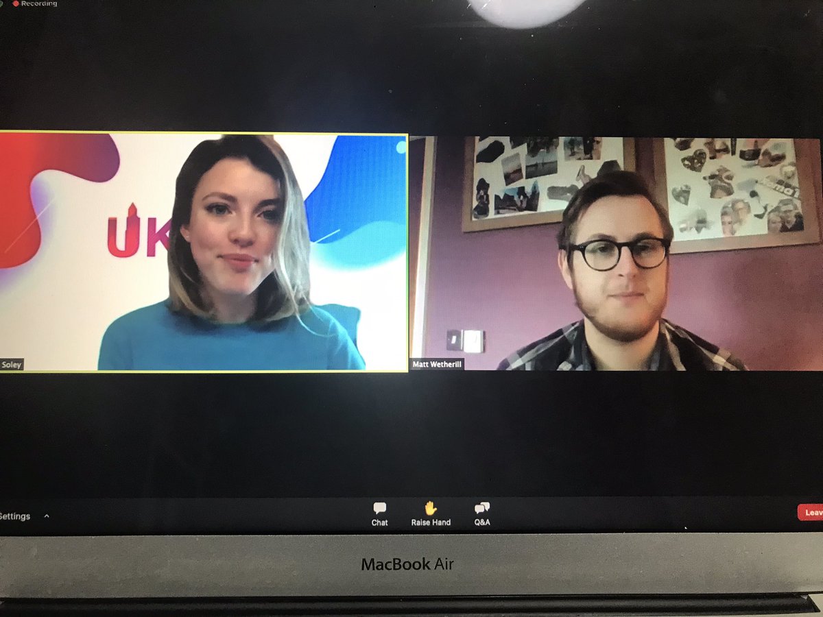 First Zoom of the year to help with my journey to University W/<a href="/UKUniSearch/">UK University & Apprenticeship Search</a> 
Lots of really helpful information on where to start with were to start looking 👍✨