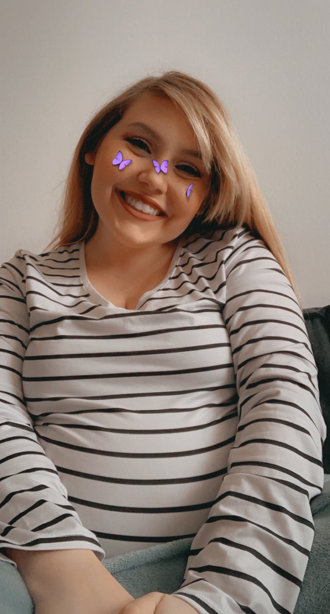 I’m 37 weeks pregnant and I hardly post but I love everyone even though I’ve been IA, I’m just rly tired because growing people is hard and I’m lazy
