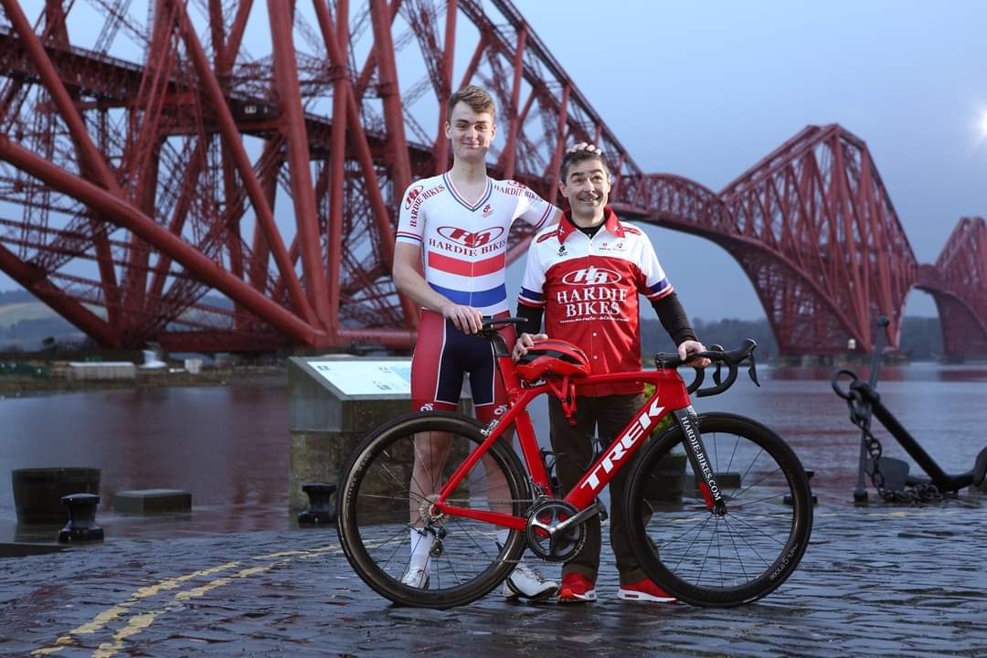 Joe Nally tweet media