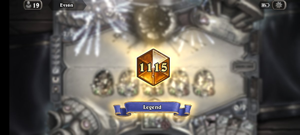 Three weeks of playing since 2018, pretty solid run to legend, playing only on mobile whenever I have time leftover ✌