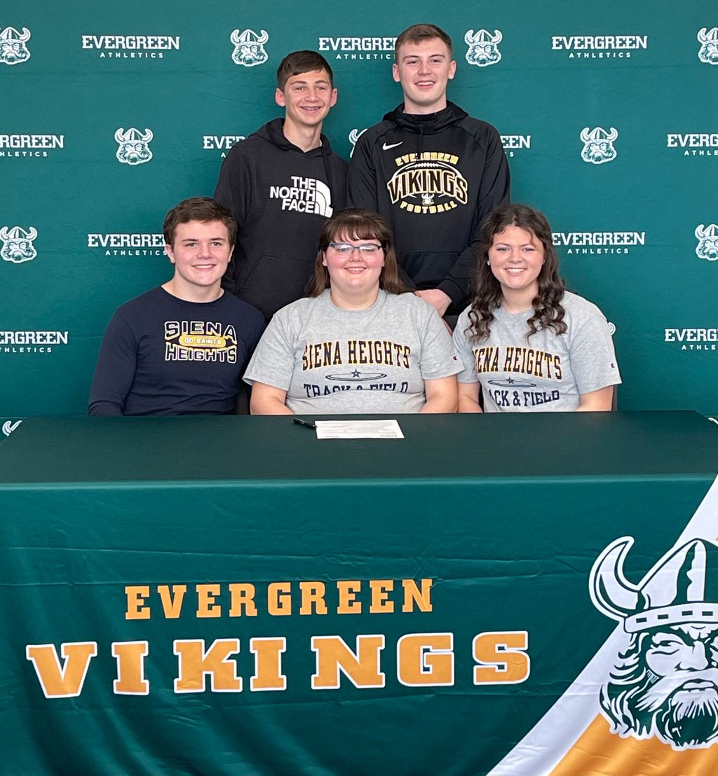 EVGvikings's tweet photo. 🚨 Signing Day 🚨

Congratulations to Jordan Lumbrezer on signing her National Letter of Intent to continue her Academic and Track &amp; Field career at Siena Heights University! #NextLevelViking https://t.co/Y3H223ZGjY