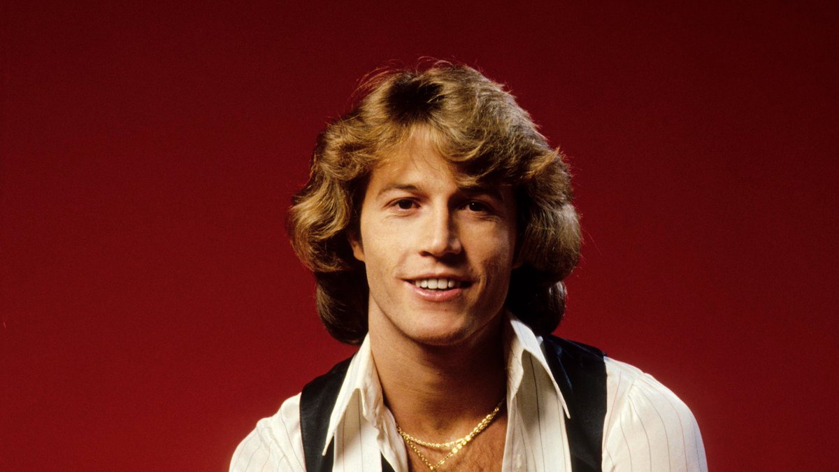 No. 1 song when Brady was born: "I Just Want To Be Your Everything" by Andy Gibb.No. 1 song when Mahomes was born: "Gangsta's Paradise" by Coolio featuring L.V.