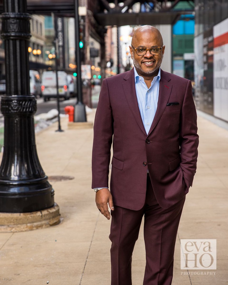 EvaHoPhotos's tweet photo. The new issue of CS Chicago Social is out and I am honored to have met up with these real estate leaders for their portraits. They have decades of experience in Chicago real estate and are on top of their game. Read more about them in this month's issue - https://t.co/J2ZihIMUvE https://t.co/r8VAXT7YAE
