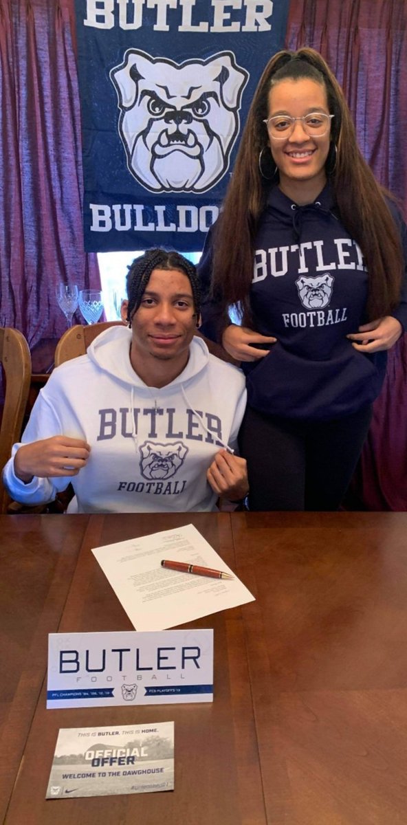 It's Official Thomas has committed to <a href="/ButlerUFootball/">Butler Football</a>  <a href="/ButlerAthletics/">Butler Athletics</a> as a student athlete both athletic and academic to Butler University . So proud of you son.  LETS GO DAWGS! <a href="/TBTheATH/">thomas brown ✞</a> 🏈🏈 @MorganBrhsball <a href="/brown_reggieb1/">Reggie Brown</a>