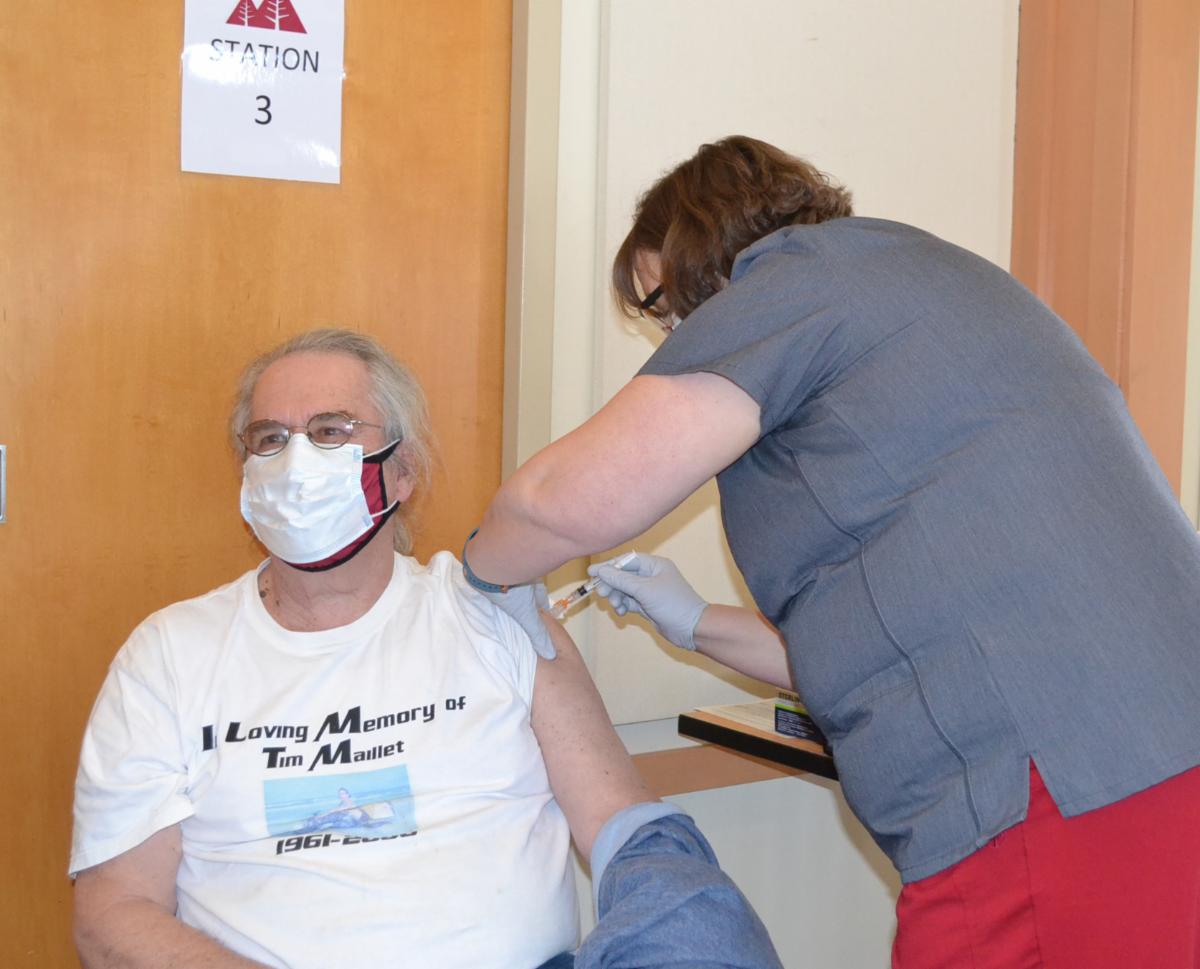 Franklin Memorial launches COVID vaccination clinic. Those
wanting the COVID-19 vaccine should call the MaineHealth Call Center at
877-780-7545. Please do not reach out to local medical practices or
show up in person to try to schedule a vaccination. conta.cc/2NUUEbU