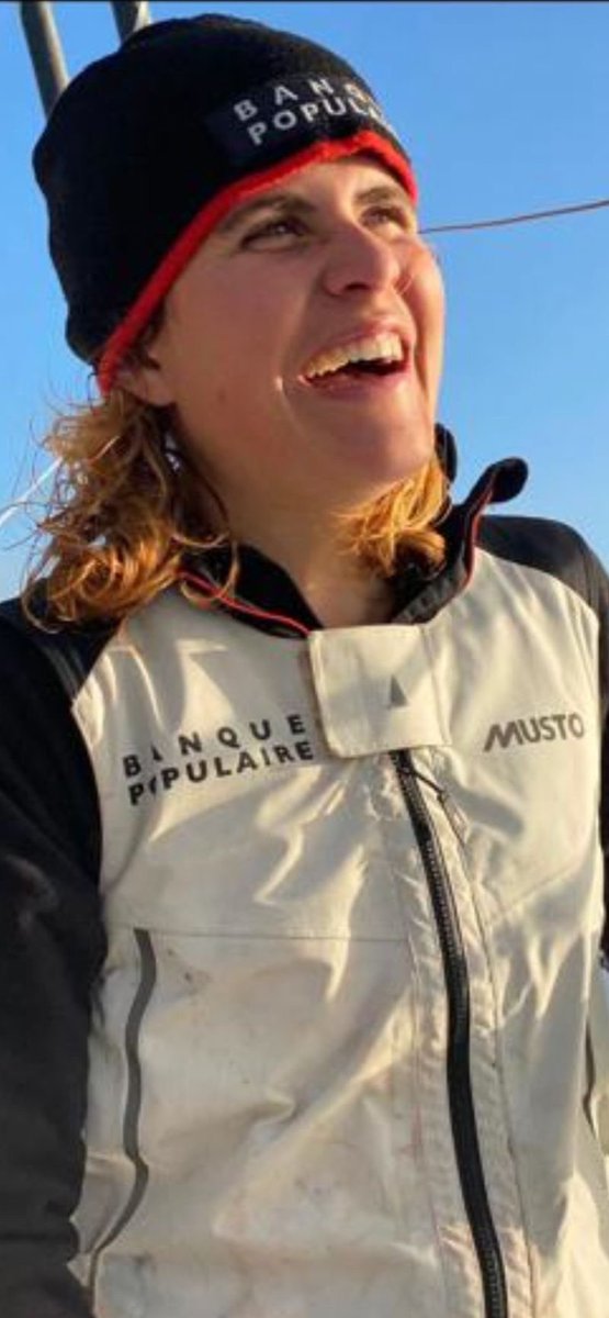 Bravo <a href="/ClaSurLAtlantiq/">Clarisse Crémer</a> pour cette aventure qui nous a tous fait rêver! Quel exploit ! Quelle championne! Tu nous as fait vibrer, merci. Quel exemple! Nous sommes fiers. <a href="/VoileBanquePop/">Voile Banque Populaire</a> <a href="/GroupeBPCE/">Groupe BPCE</a>