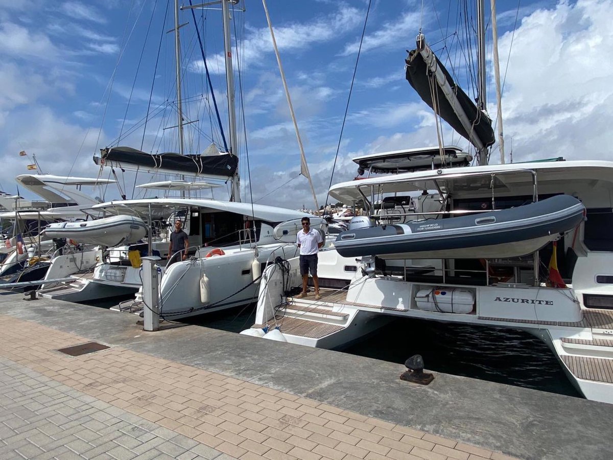 Alquiler de Catamaranes en Ibiza 
atvcharter.com
Flota propia