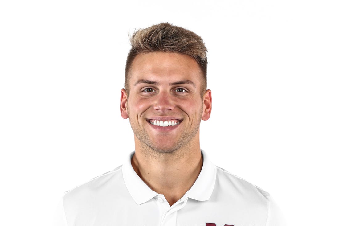 BethelU's tweet photo. JJ Wahlquist ’20 is the new creative director for Minnesota Golden Gophers Football. Read more about this recent grad’s impressive career path and how his work with @BethelRoyals helped him get his start. Congrats @jjwahl8! https://t.co/27zNsVFaZP https://t.co/9KhKWyDopZ