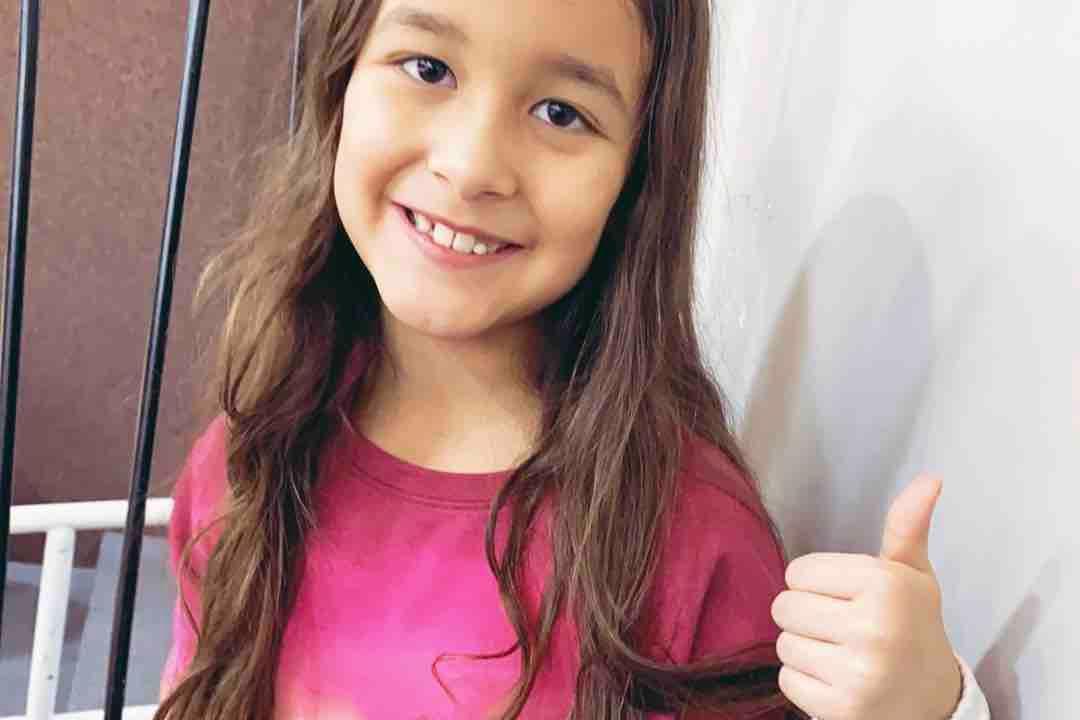 Grade 2 girl expelled from Christian school over crush on another girl, mom says