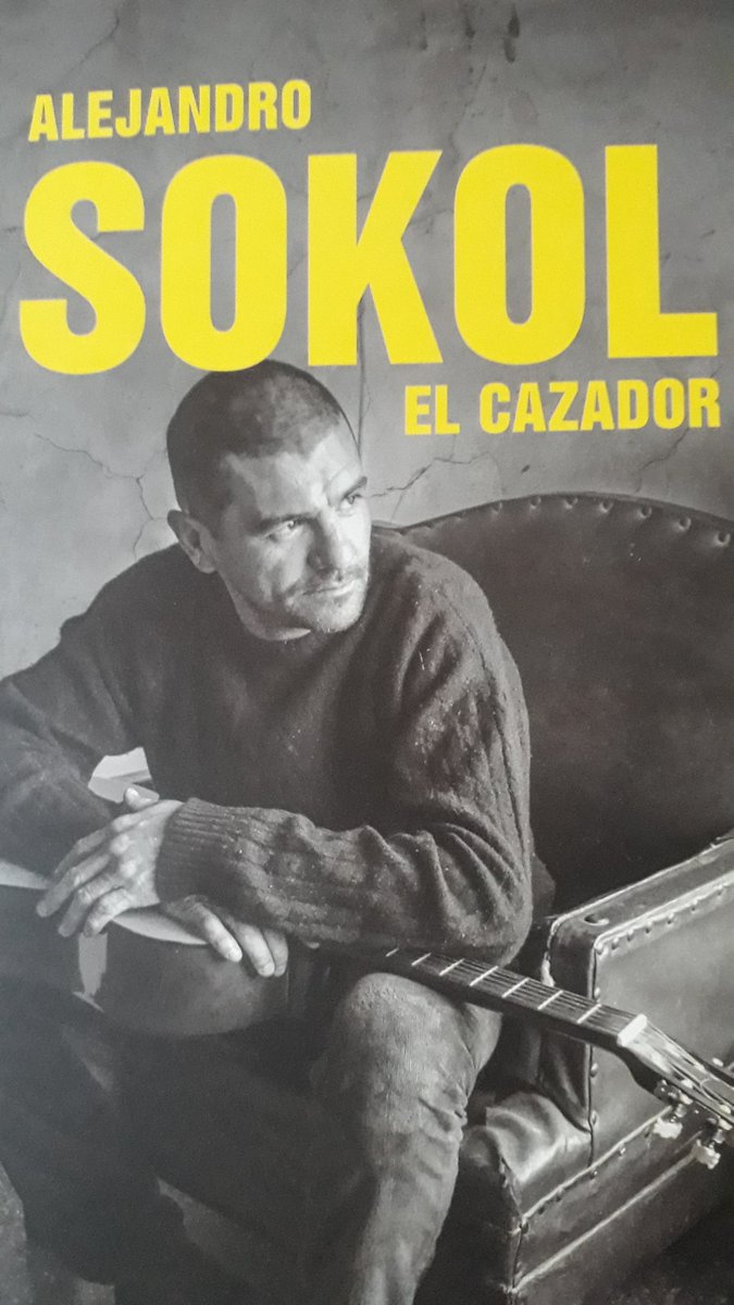 Impresionante libro de <a href="/isaac82castro/">isaac castro</a> sobre el Bocha. Parece un hit de Las Pelotas de los 90, íntimo, que se canta para adentro. En las antípodas de las tribuneadas de festejar los exesos. Un libro serio, sentido y responsable.