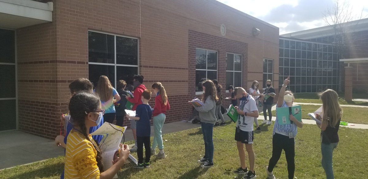 SusWhitley's tweet image. Students rolled the dice to guide their journey  through the water cycle. They made  Water cycle bracelets to document their travels to to different locations. Thanks @Altman_J10 for the bracelet idea!
#keeplearningfun #chooseyourownadventure