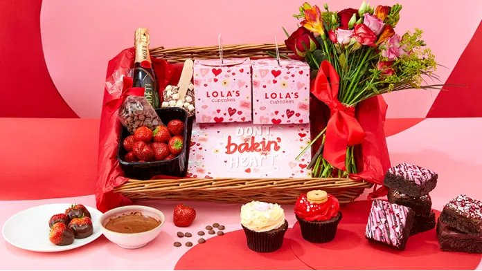 #WIN! DELUXE VALENTINES HAMPER. 

To enter, simply RT, TAG A FRIEND AND CLICK HERE - theweekendpages.com/competitions/w…

#Competition #Giveaway #ContestAlert