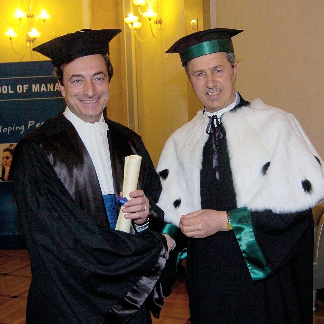 MIBAlumni (@mibalumni) on Twitter photo Today we start with a great news: our Honoris Causa MBA-diploma awarded alumnus , former president of the ECB has been appointed to become Italy's new Prime Minister.
The whole MIB community wishes #MarioDraghi the greatest success in this prestigious position
<a href="/MIBSchool/">MIBSchoolManagement</a> Today we start with a great news: our Honoris Causa MBA-diploma awarded alumnus , former president of the ECB has been appointed to become Italy's new Prime Minister.
The whole MIB community wishes #MarioDraghi the greatest success in this prestigious position
<a href="/MIBSchool/">MIBSchoolManagement</a>
