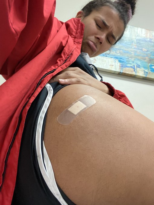 Kiss it &amp; make it better uwu https://t.co/jAKUv32dXh<a href="/tag/newprofilepic"class="tags"><span>#newprofilepic</span></a>