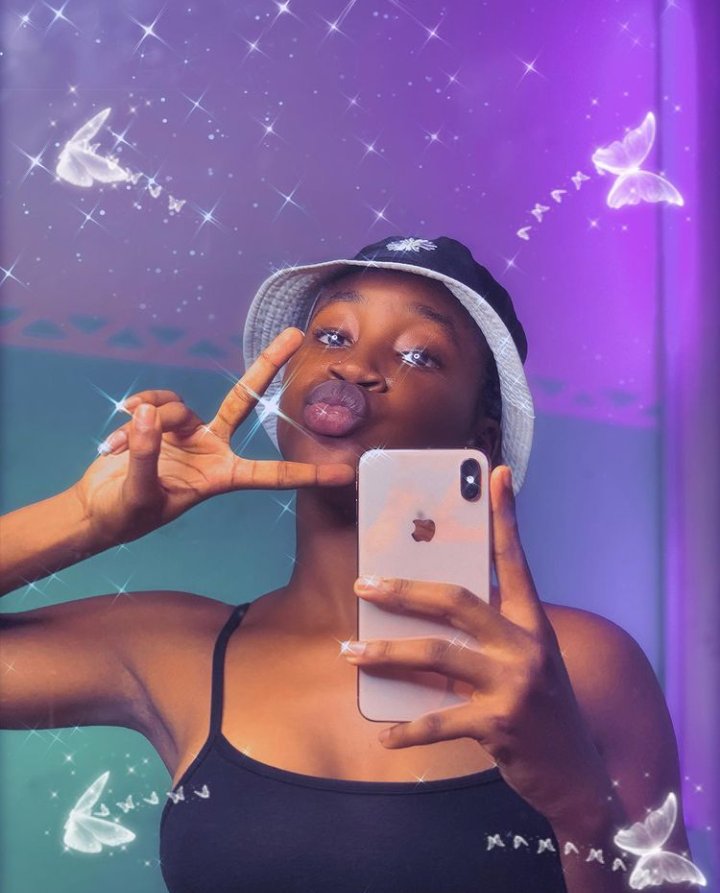 Ebony6930's tweet photo. I really need an iphone.... Tired of twitter for android fr https://t.co/Fpr3IbzaN7
