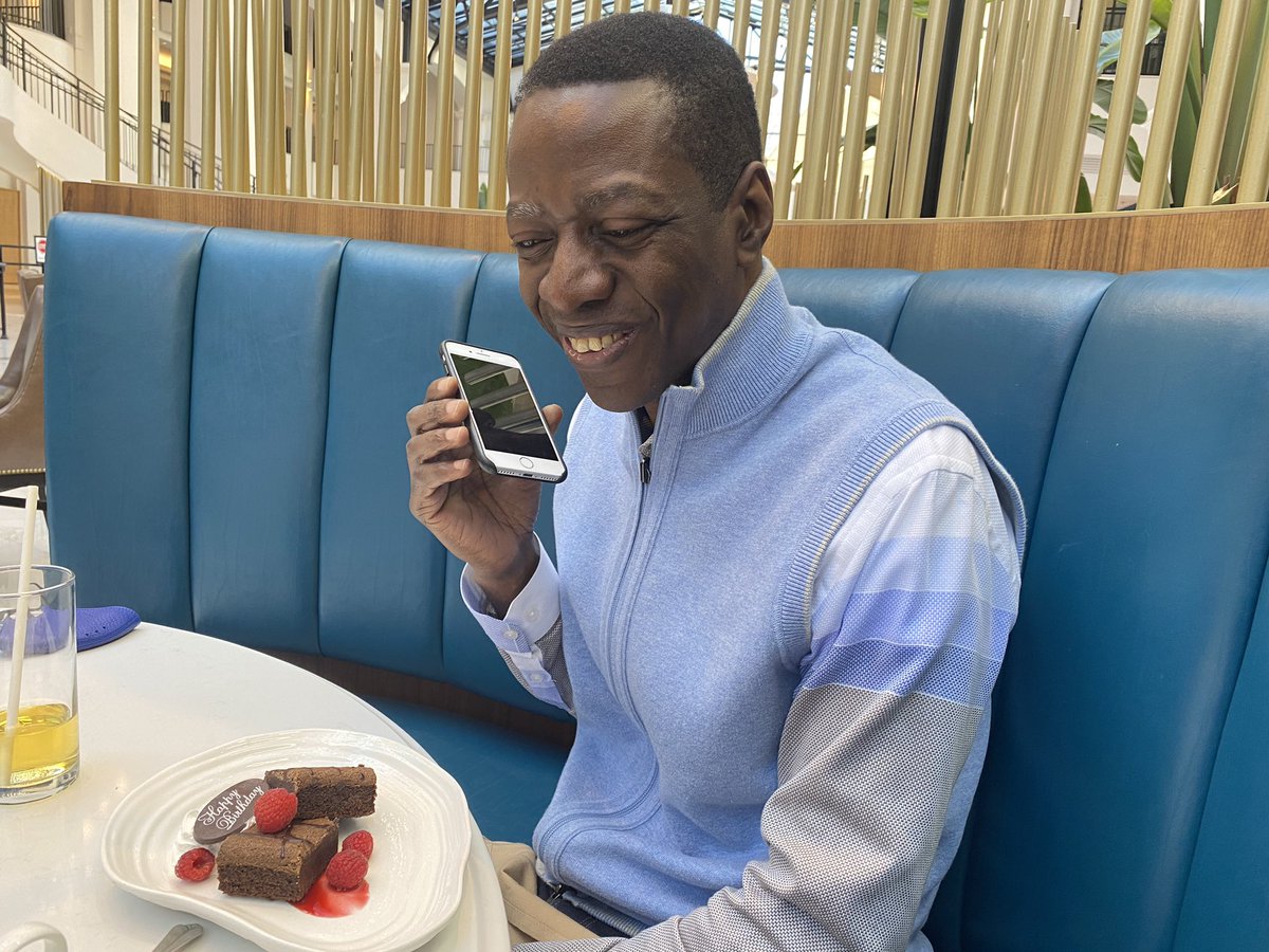 sam_adeyemi's tweet photo. Heartfelt thanks to all for your show of love on my birthday. I am overwhelmed by your messages. Please bear with my not being able to reply each individually. I pray for God to bless you beyond your imagination. 📷@NikeAdeyemi https://t.co/WsNCAr1CMs