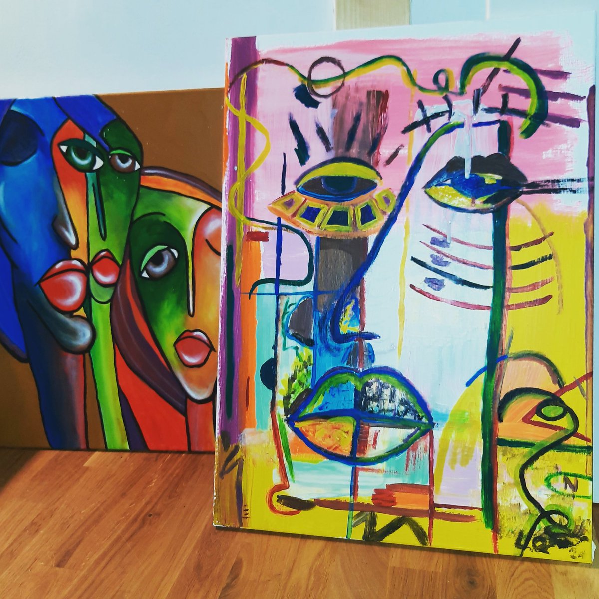 Lizzievanilli's tweet photo. #acrylicpainting #art #kunst #modernart #surrealism https://t.co/2S99SUGgIz