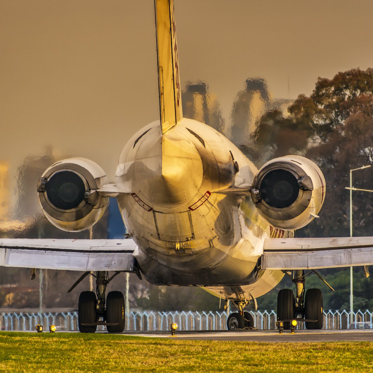 MIÉRCOLES DE MD 🛫❤️
.
Agradecemos a <a href="/rochastrabe/">rochastrabe</a> por la increíble foto 🥰
.
Esperamos pronto volver a volar alto ✨🌠
.
#MIERCOLESDEMD #weloveflight #photography #avation #MD #BuenMiercoles #andeslineasaereas #PiloteandolaJuntos