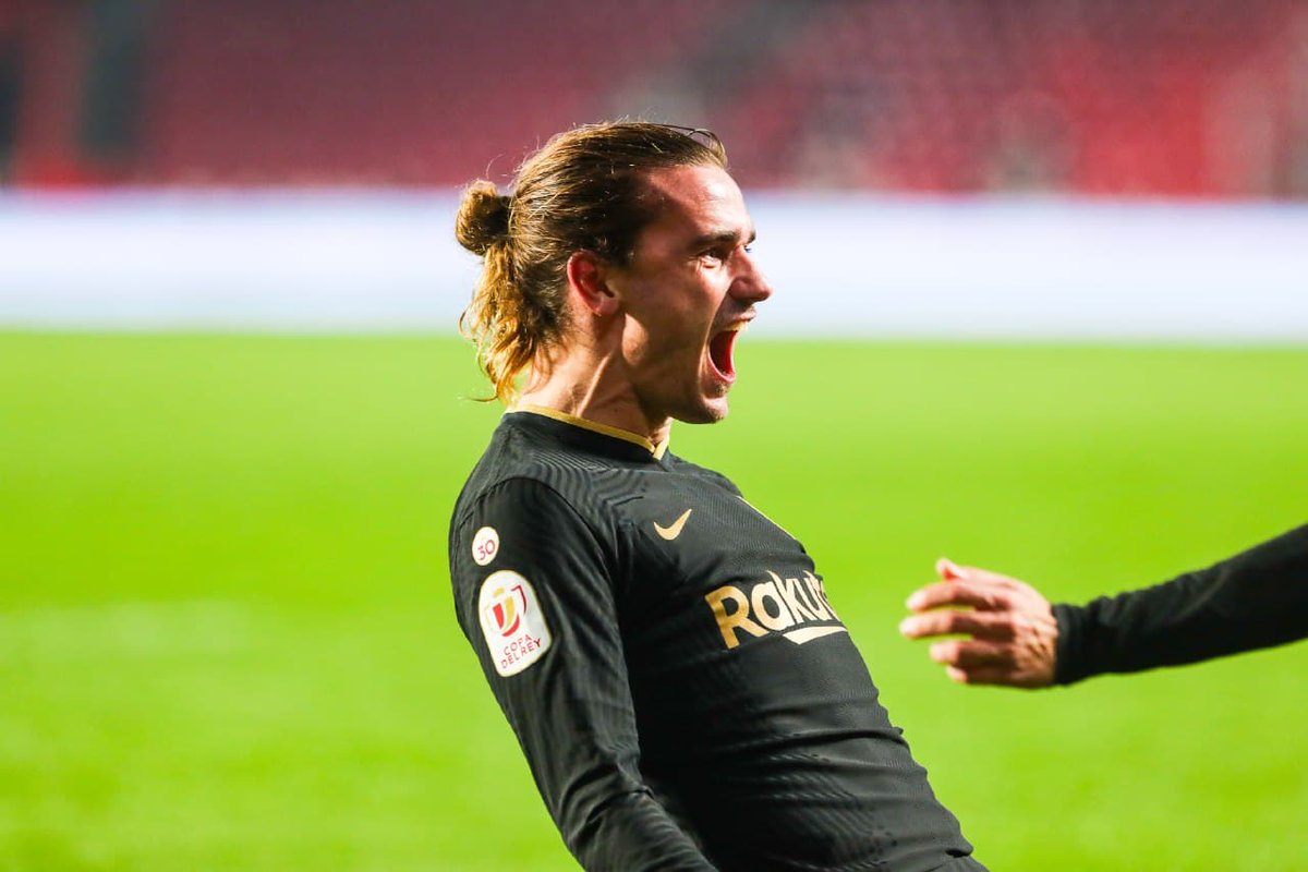 fcbarcelona_fra's tweet photo. 🇫🇷7⃣ Plus qu'un Petit Prince. 2 buts et 2 passes décisives pour @AntoGriezmann contre Grenade (3-5) 👏 #GranadaBarça https://t.co/KPDWxsyZEU