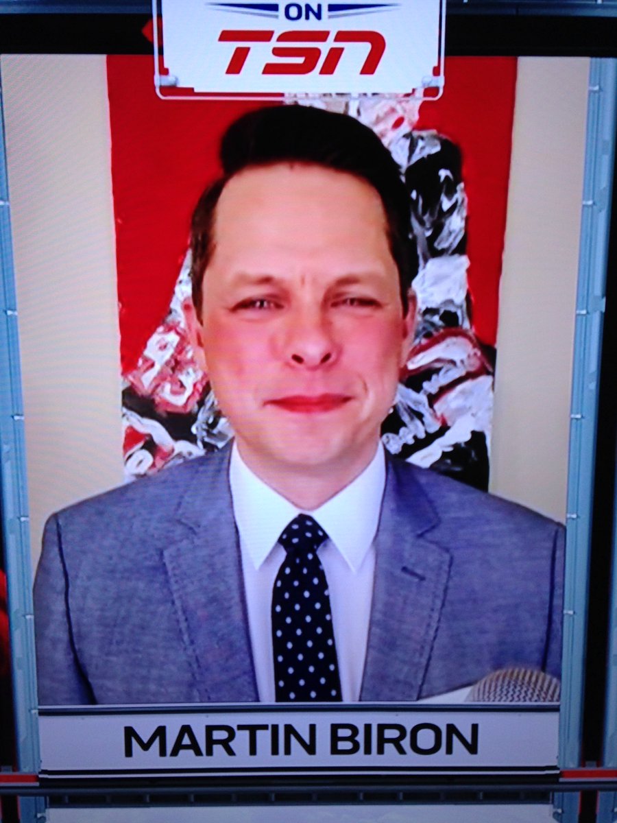 FGCfore's tweet photo. Marty Biron's botched makeup job the other night on TSN has been haunting me. I can't think who he looks like more. #JayAndDan please settle https://t.co/Hw3X6a9iZt