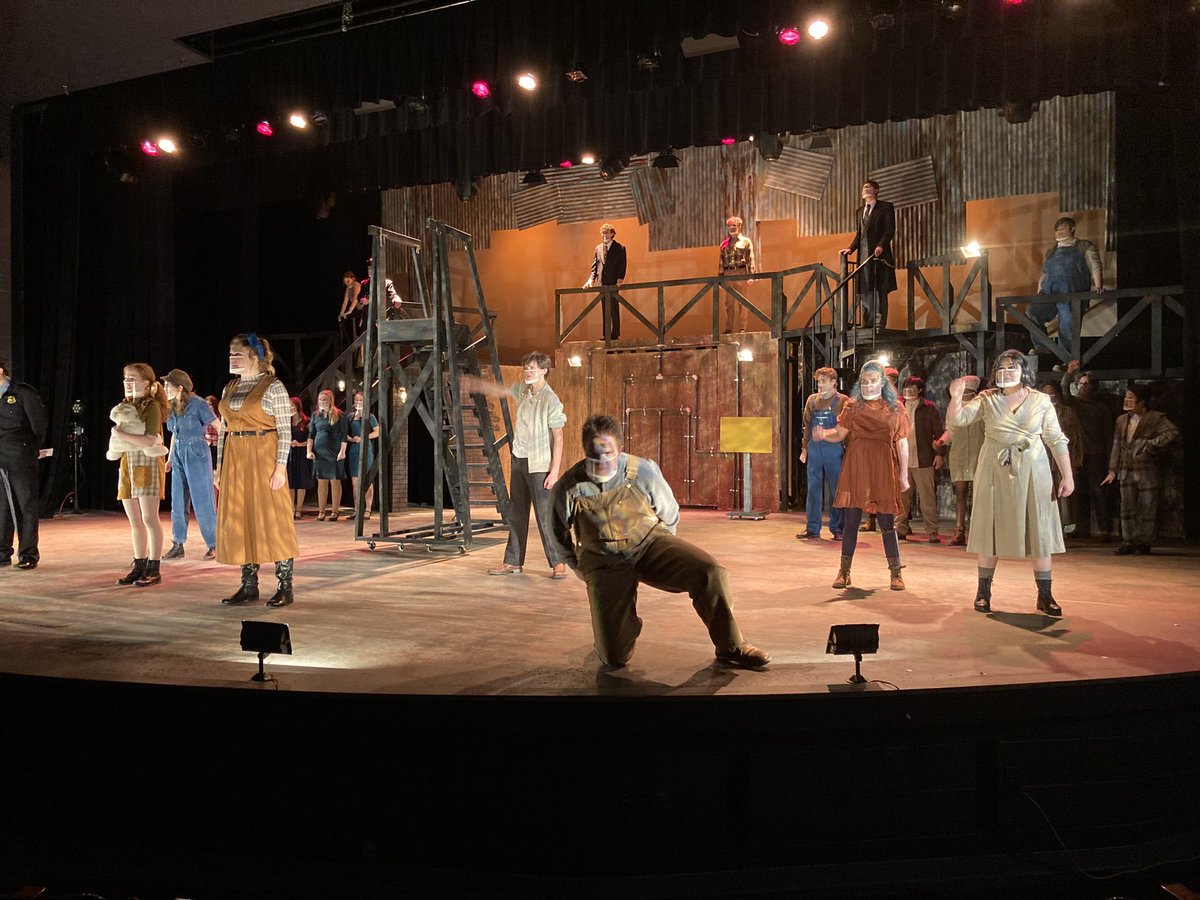 “The show must go on...” Join us Feb 5-14 for a pandemic inspired musical!! Featuring masks, seat buffering, health screeners...but mostly a good ol satirical romp!!

Limited seating, unlimited streaming!! Urinetown at Portage Central