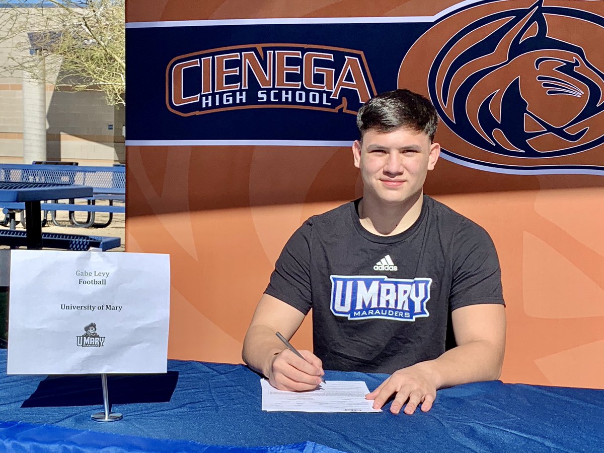 Gabe Levy <a href="/CienegaFootball/">#TheBoysInVail</a> Cienega to U of Mary <a href="/UMaryFB/">UMary Football</a>