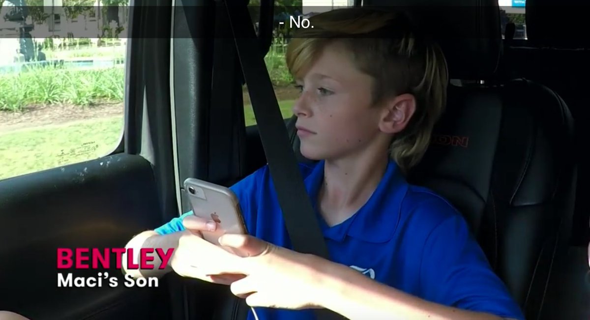 GraceReport's tweet photo. #MaciBookout was trash for broadcasting Bentley’s deeply personal therapy session knowing that he didn’t want to share it. 

#TeenMomOG https://t.co/iOefG3ZDxr