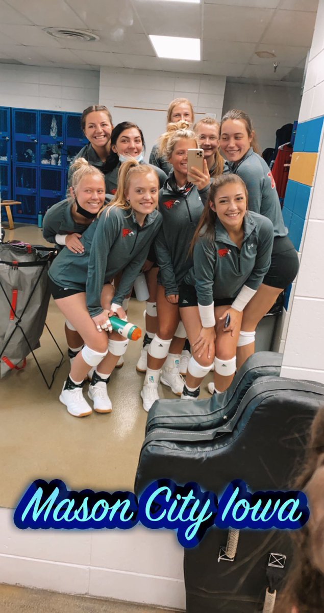 KapalesAlexis's tweet photo. happy national women in sports day to the strongest, most determined, hard working, selfless teammates i have ever met. i thank God everyday he lead me to Northeast - i couldn’t imagine being anywhere else, playing with any other team. so extremely thankful. https://t.co/PdSCZzJz2P