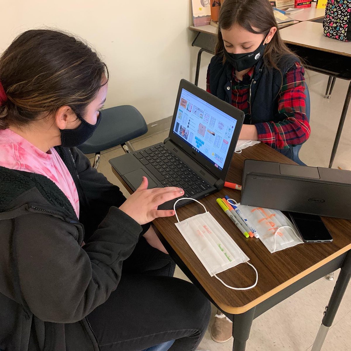 NMMSSaveClub's tweet photo. Kindness masks, researching, and even an after school fire drill. We had a ton of fun! #nmms_colts #savepromiseclub #sandyhookpromise https://t.co/RyOBu5VDlW